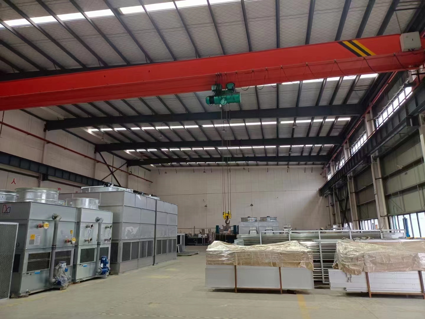 <a href=http://www.wholetang.com/product/bishi/ target=_blank class=infotextkey>閉式冷卻塔</a>噪聲控制